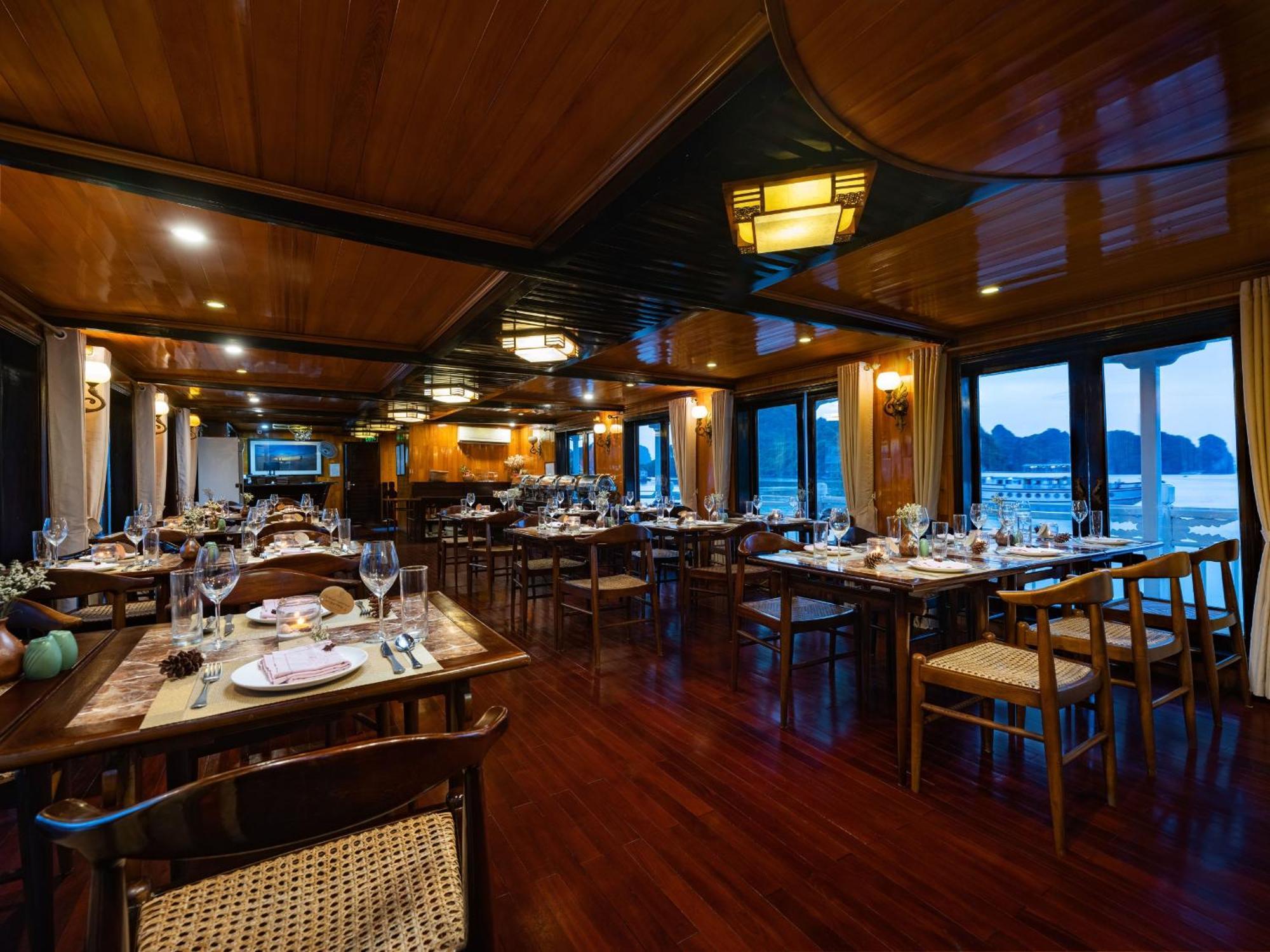 Hera Boutique Cruise Ha Long Bay Bagian luar foto