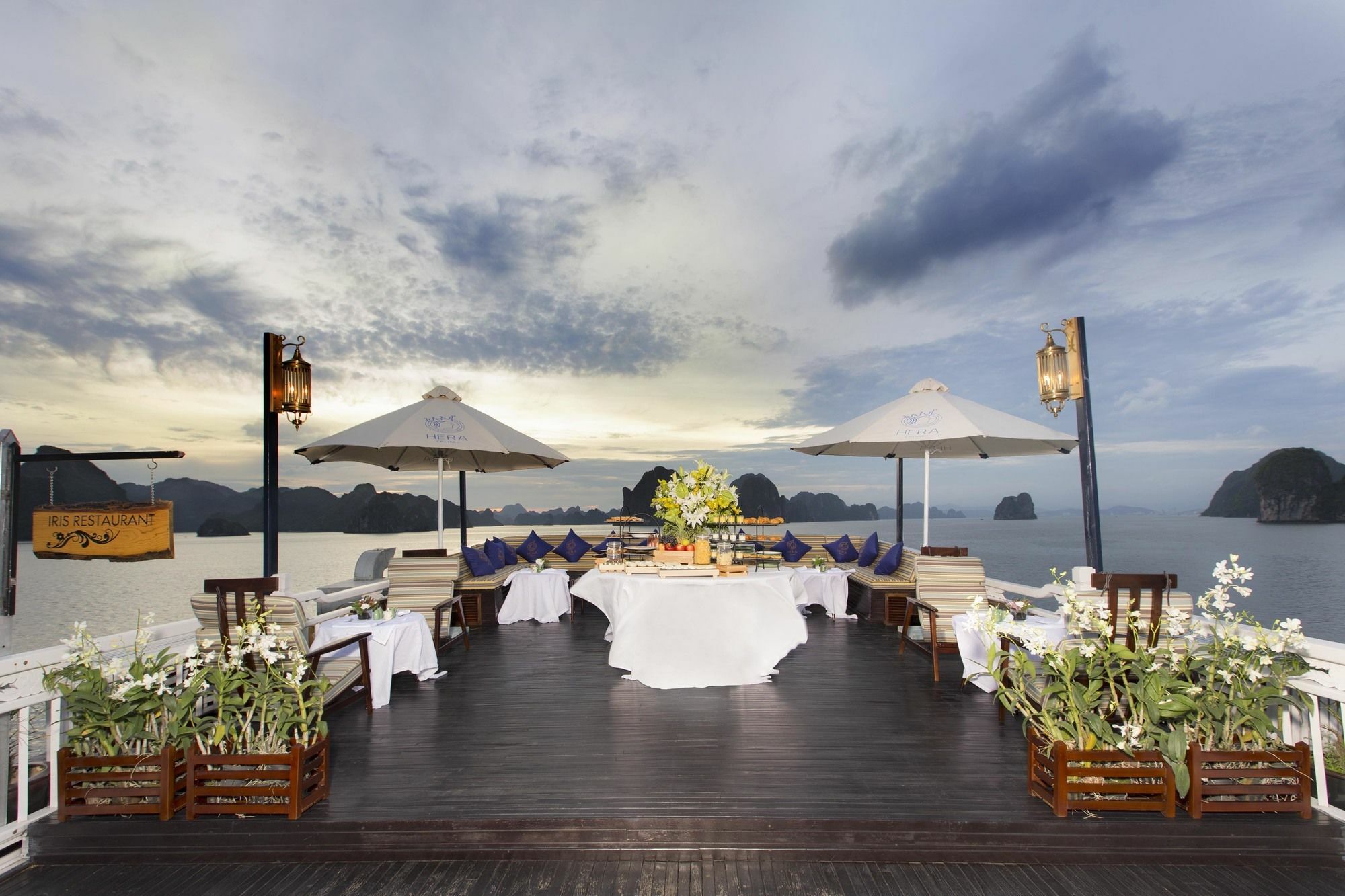 Hera Boutique Cruise Ha Long Bay Bagian luar foto