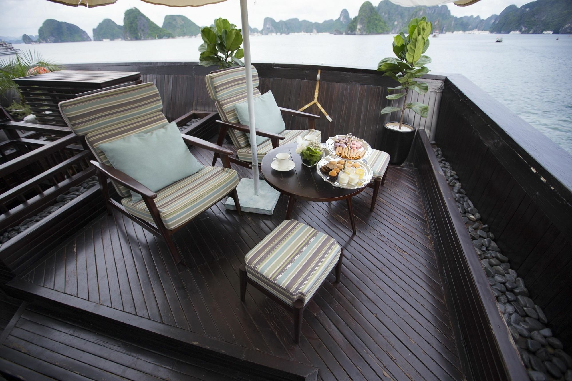 Hera Boutique Cruise Ha Long Bay Bagian luar foto