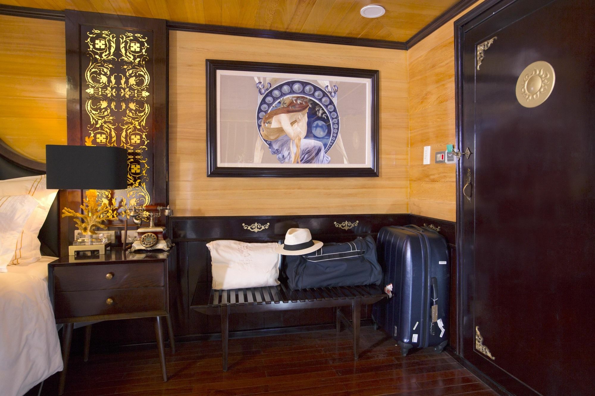 Hera Boutique Cruise Ha Long Bay Bagian luar foto